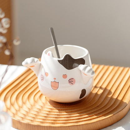 Adorable Porcelain Kitty Mugs With Paws